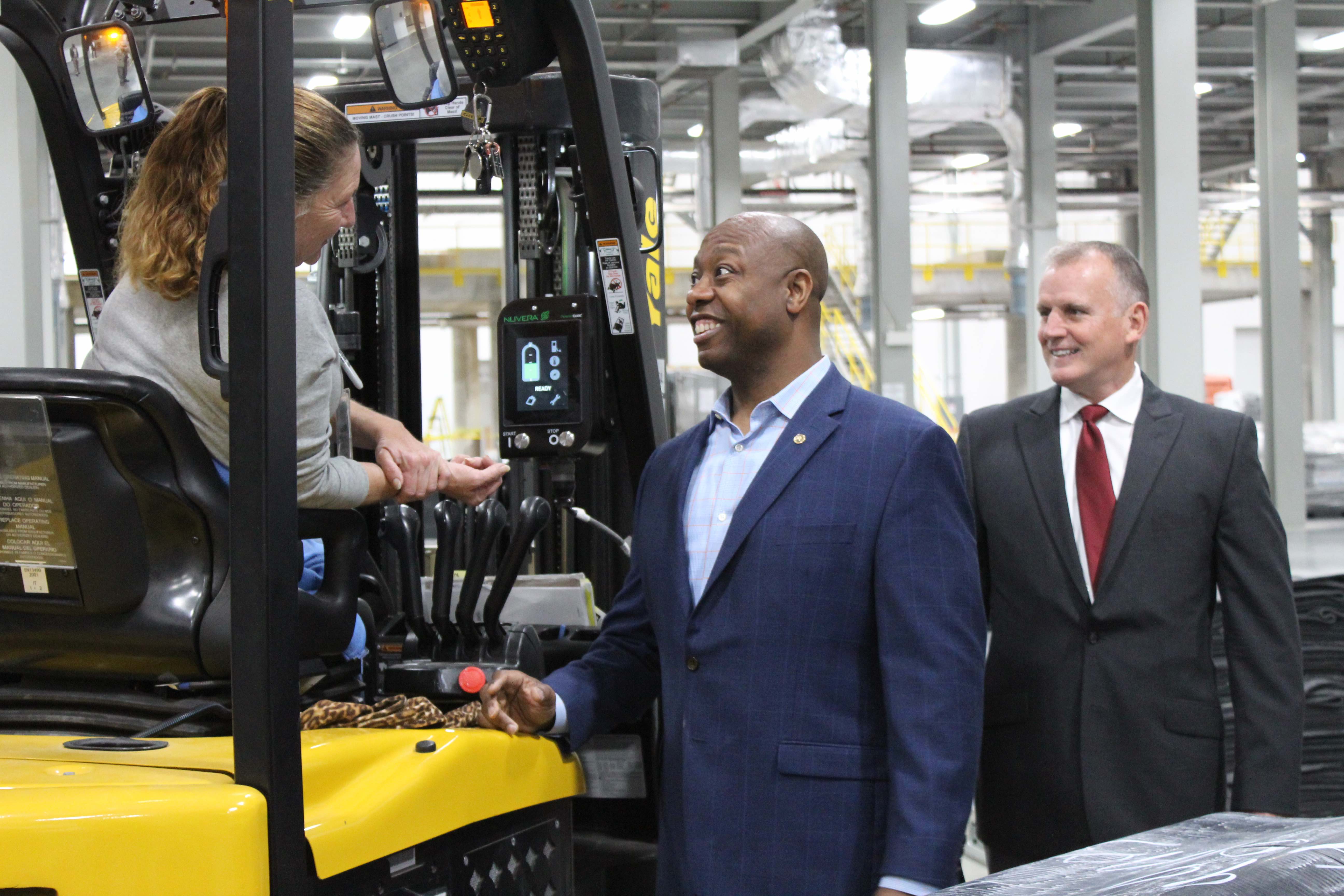 Sen. Scott with plant manager Hank Eisenga - Giti plant tour